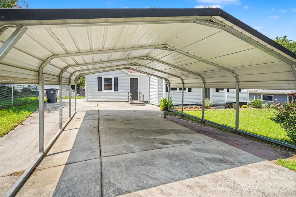 1333 Washington Lane Kannapolis, NC 28083