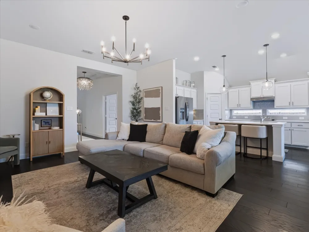 615 Frio Lane Aubrey, TX 76227