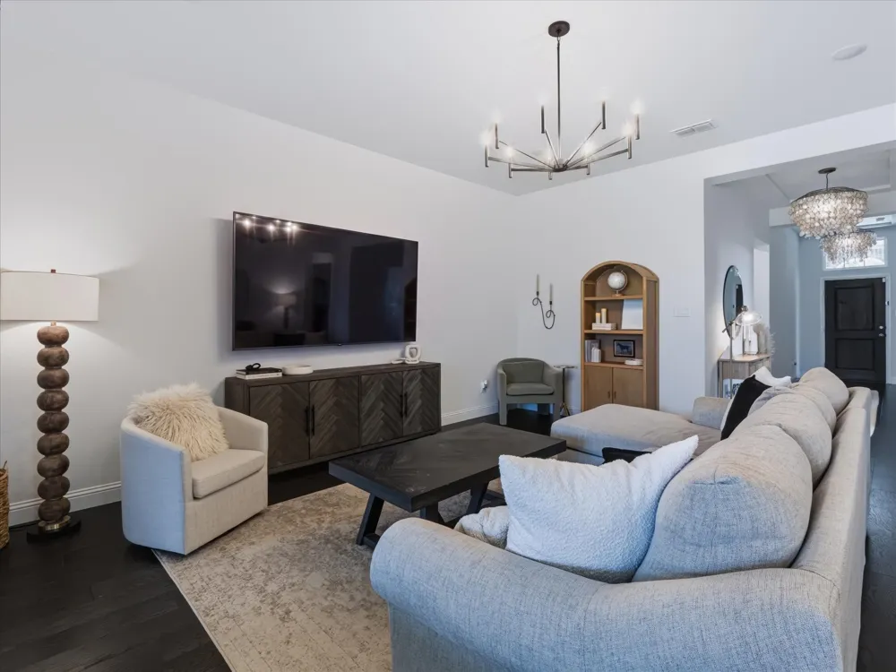 615 Frio Lane Aubrey, TX 76227