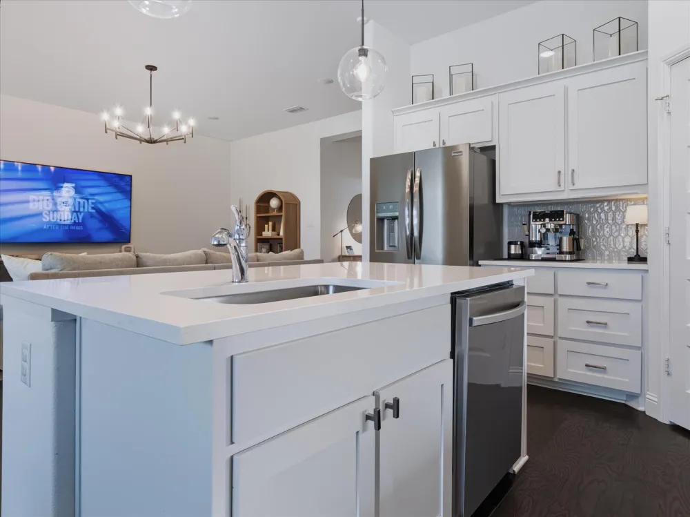 615 Frio Lane Aubrey, TX 76227
