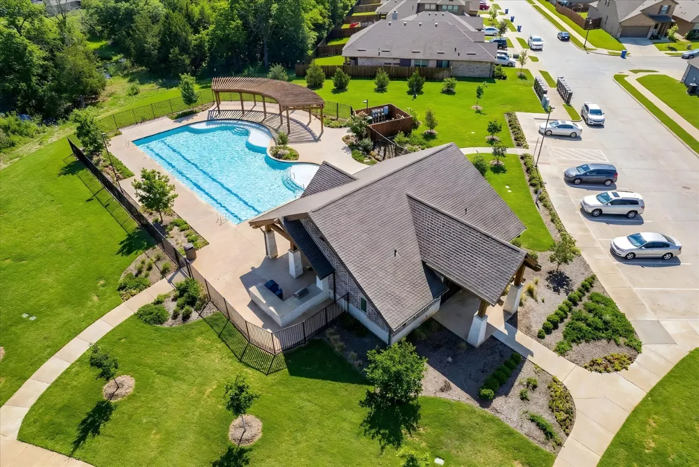 615 Frio Lane Aubrey, TX 76227