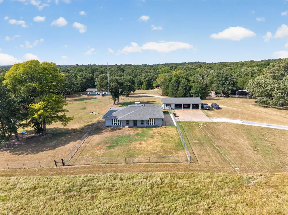 660 Vz County Road 2315 Canton, TX 75103