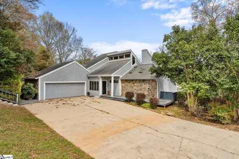 1493 Iroquois Drive