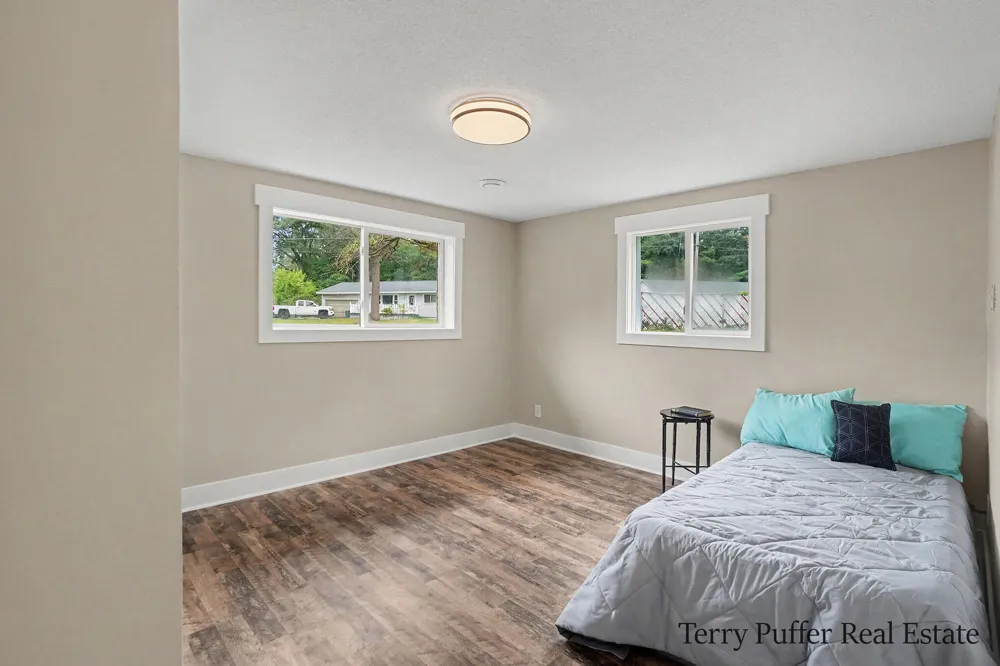 3942 Hall Road Muskegon, MI 49442