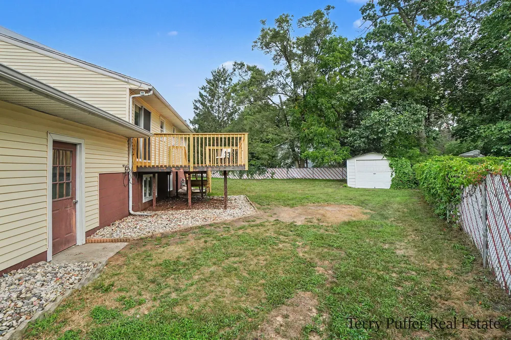 3942 Hall Road Muskegon, MI 49442