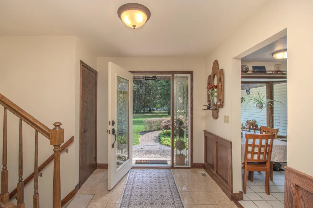 12575 Green Tree Trail South Lyon, MI 48178