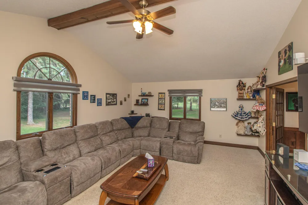 12575 Green Tree Trail South Lyon, MI 48178