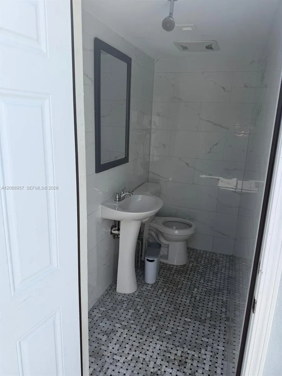 19700 NW 44th Ave #. Miami Gardens, FL 33055
