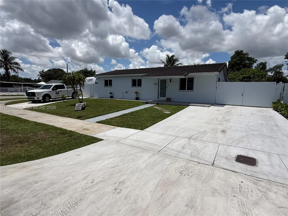 19700 NW 44th Ave #. Miami Gardens, FL 33055