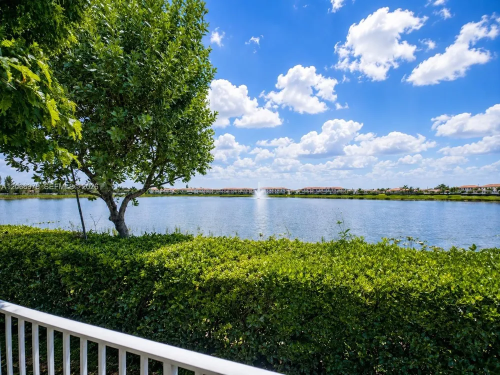 3382 W 114th Ter Hialeah, FL 33018