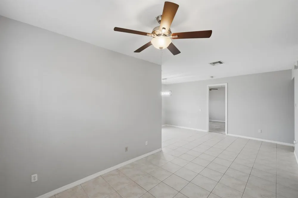 841 Bent Creek Drive Fort Pierce, FL 34947