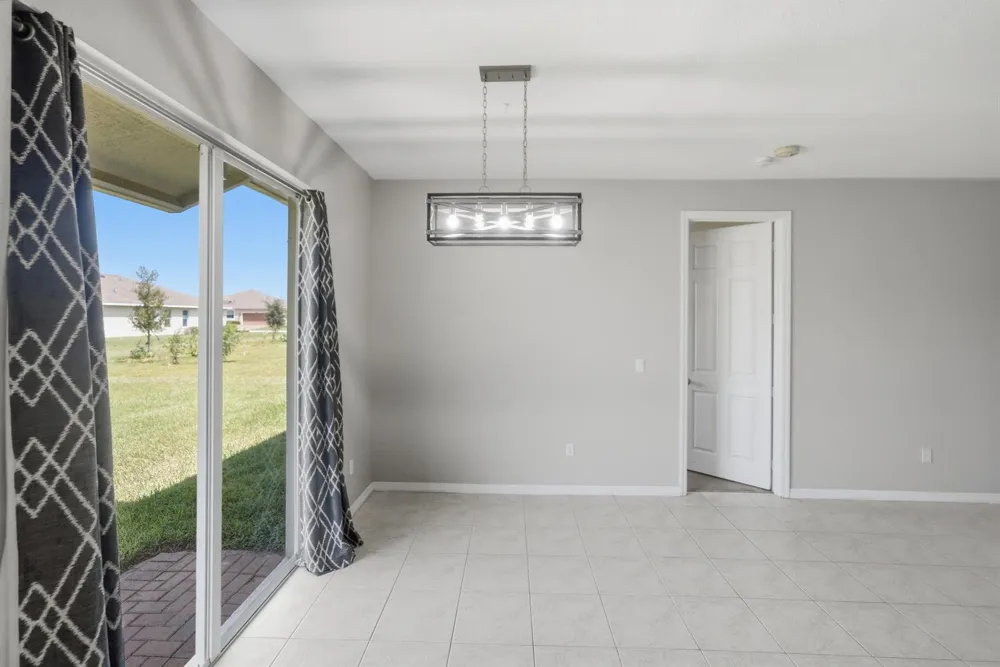 841 Bent Creek Drive Fort Pierce, FL 34947
