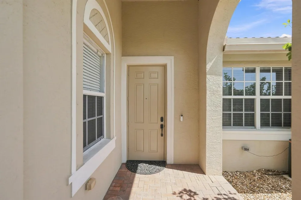 841 Bent Creek Drive Fort Pierce, FL 34947