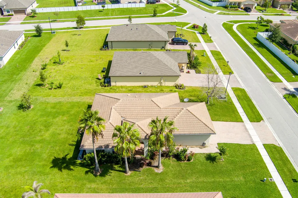 841 Bent Creek Drive Fort Pierce, FL 34947