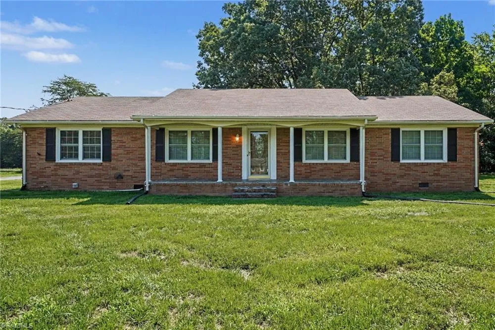 801 Woodard Drive Whitsett, NC 27377