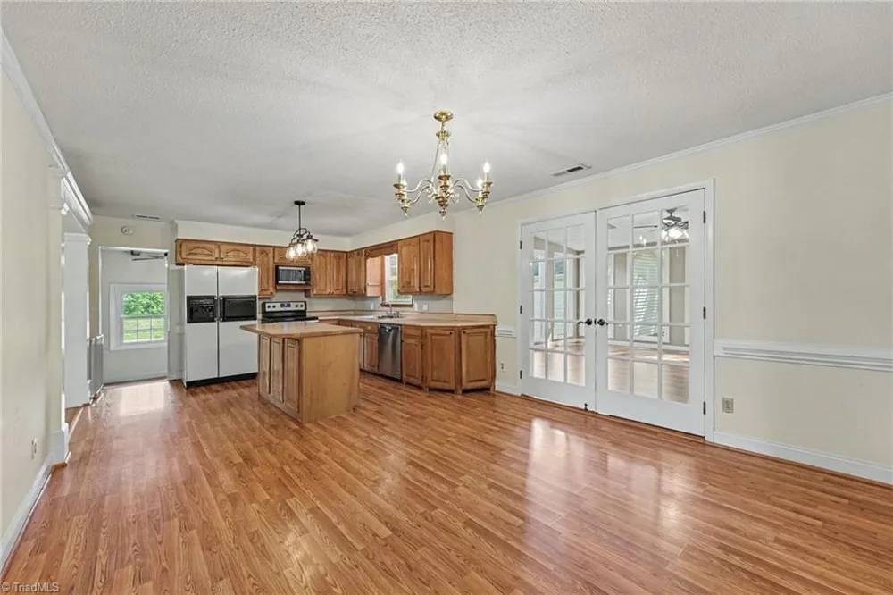 801 Woodard Drive Whitsett, NC 27377
