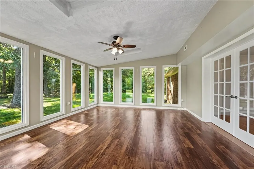 801 Woodard Drive Whitsett, NC 27377
