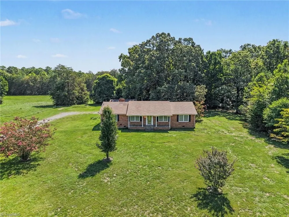 801 Woodard Drive Whitsett, NC 27377