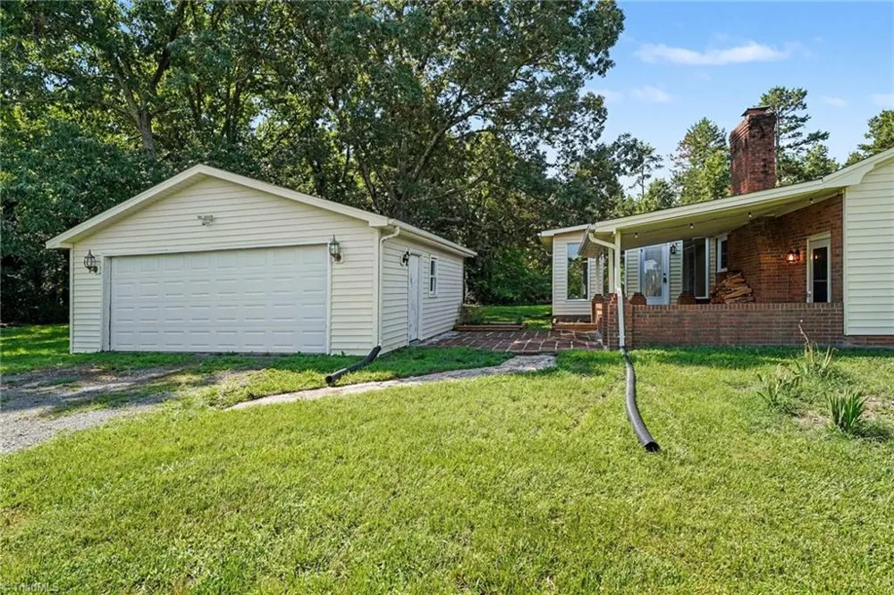801 Woodard Drive Whitsett, NC 27377