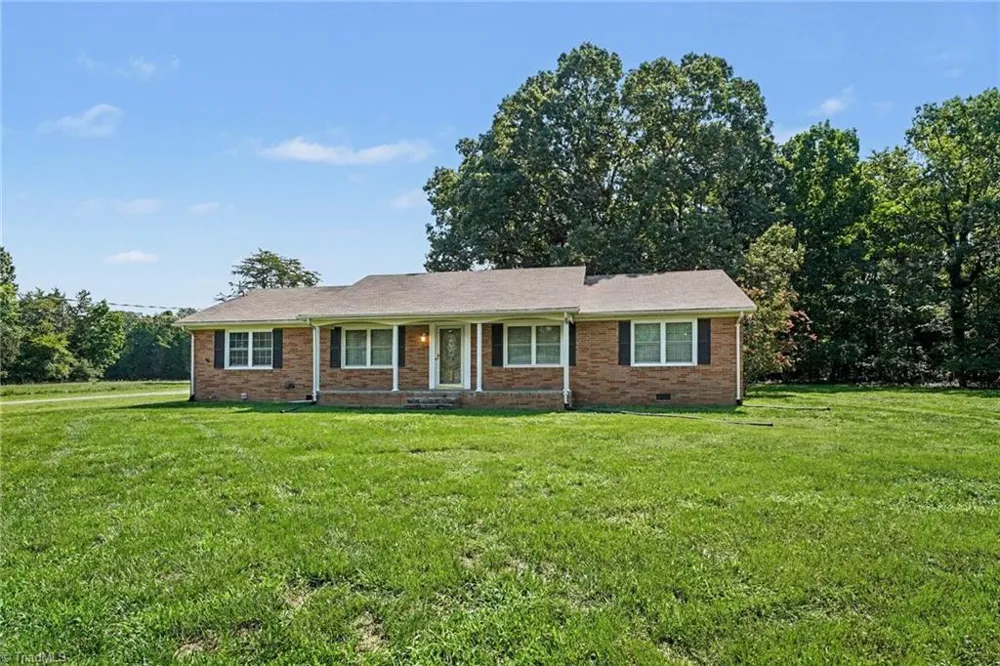 801 Woodard Drive Whitsett, NC 27377
