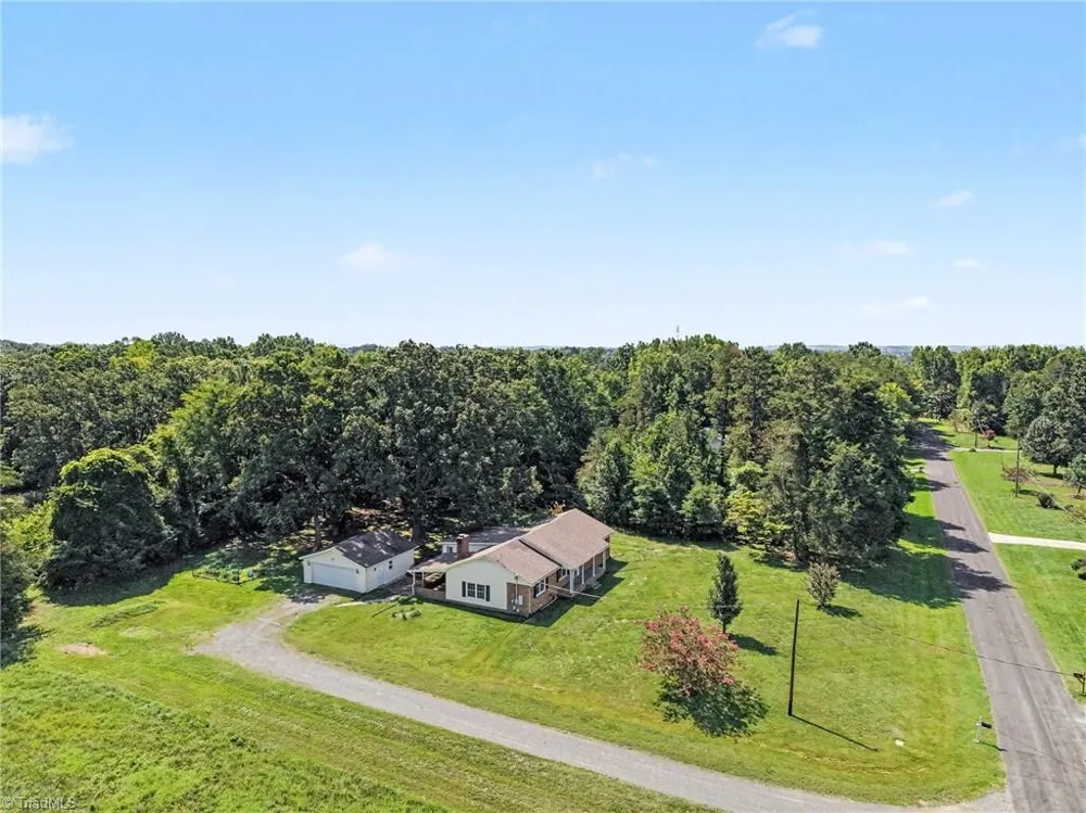 801 Woodard Drive Whitsett, NC 27377