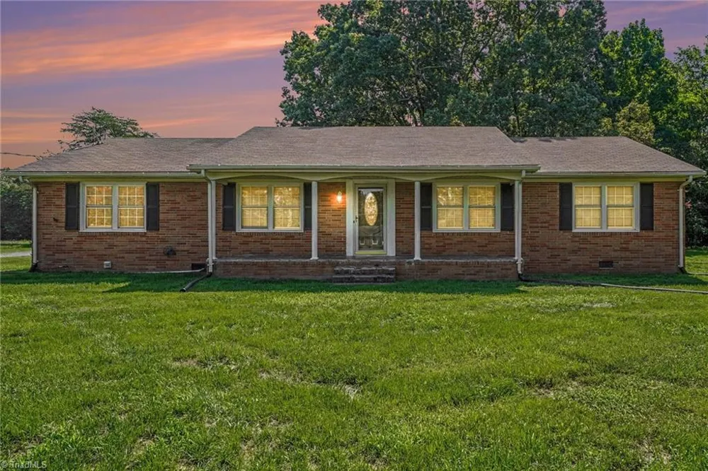 801 Woodard Drive Whitsett, NC 27377