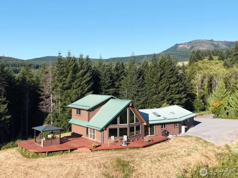 221 Winslow Lane