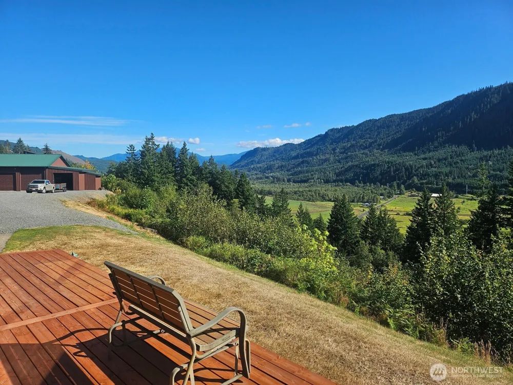 221 Winslow Lane Morton, WA 98356