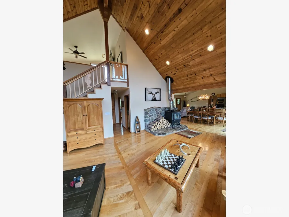 221 Winslow Lane Morton, WA 98356