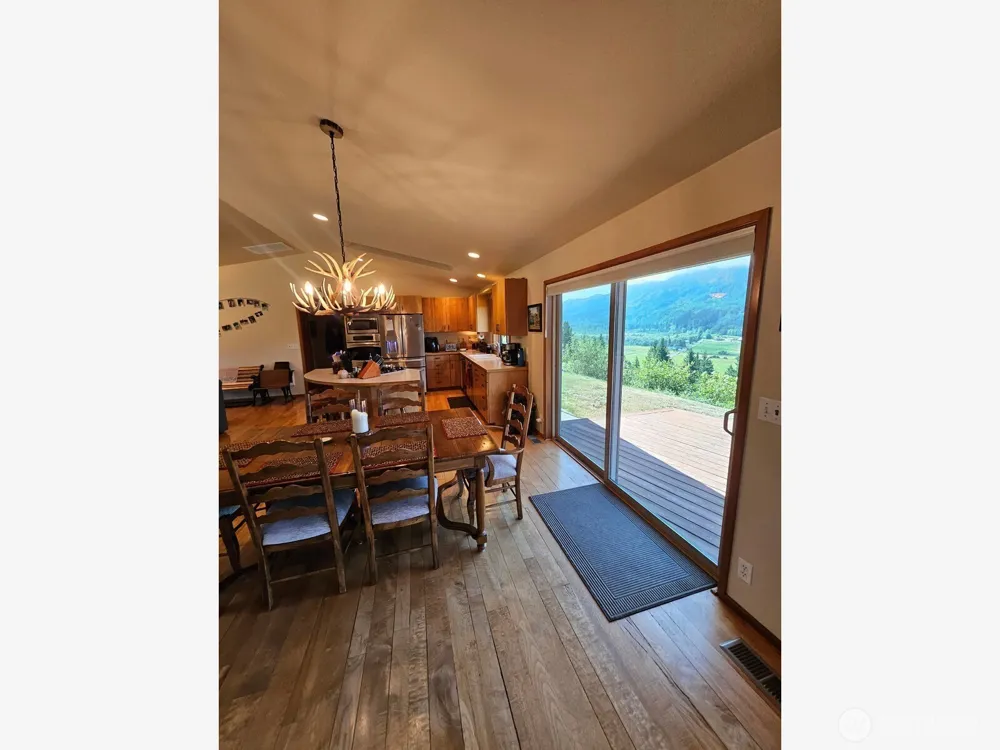 221 Winslow Lane Morton, WA 98356