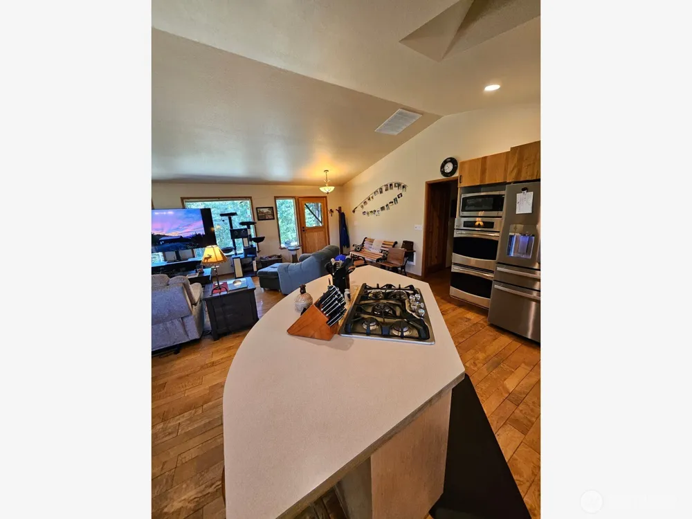221 Winslow Lane Morton, WA 98356