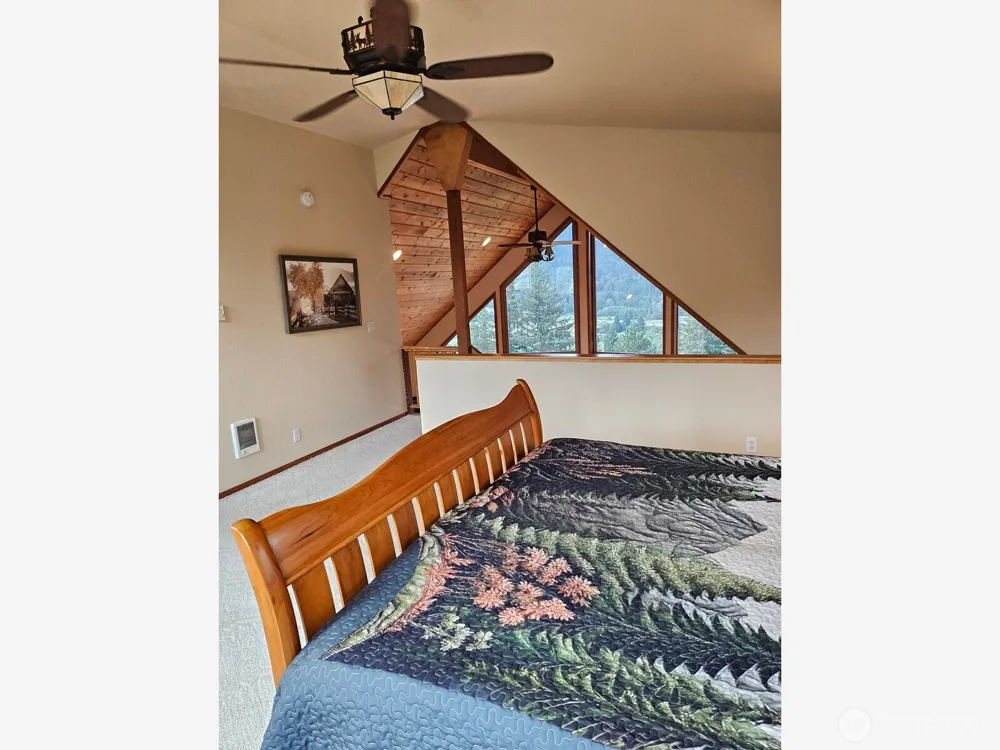 221 Winslow Lane Morton, WA 98356