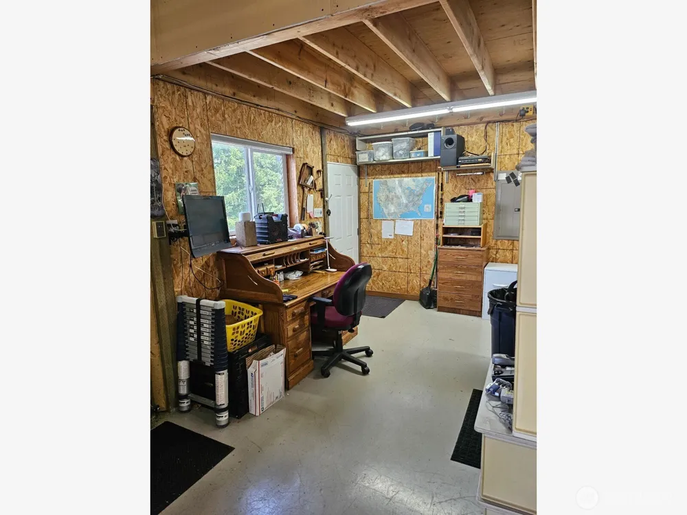 221 Winslow Lane Morton, WA 98356