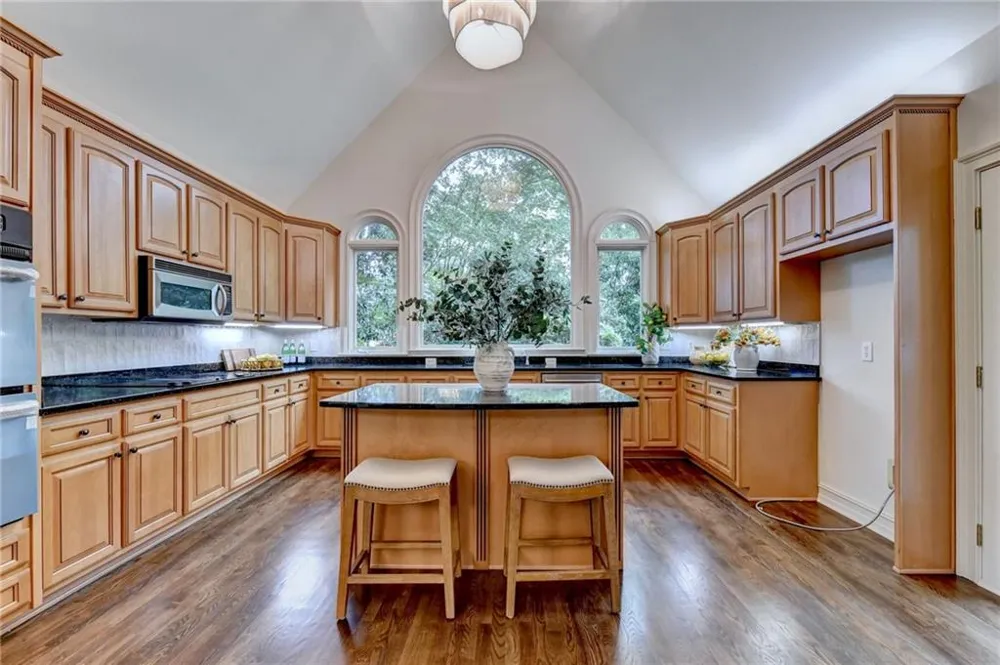 610 Turbridge Court Johns Creek, GA 30022