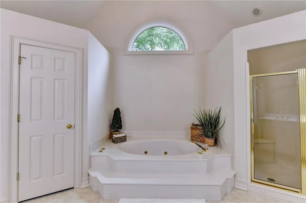 610 Turbridge Court Johns Creek, GA 30022