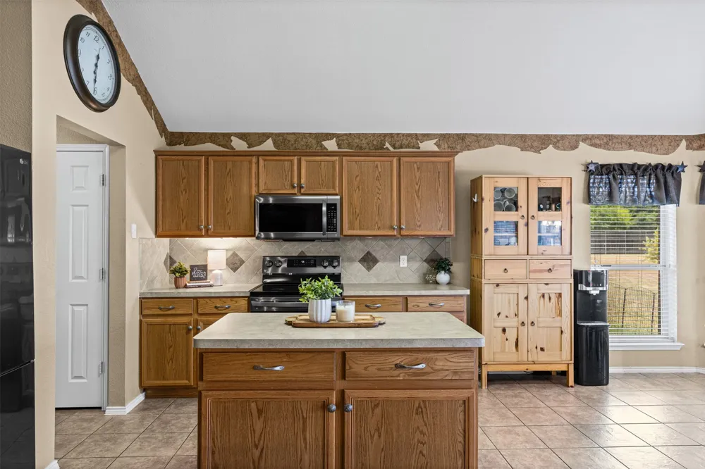 4621 Cedar Run Drive Midlothian, TX 76065