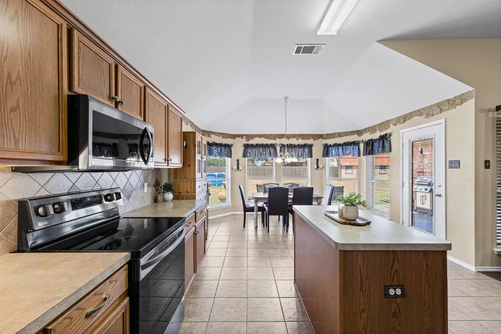 4621 Cedar Run Drive Midlothian, TX 76065