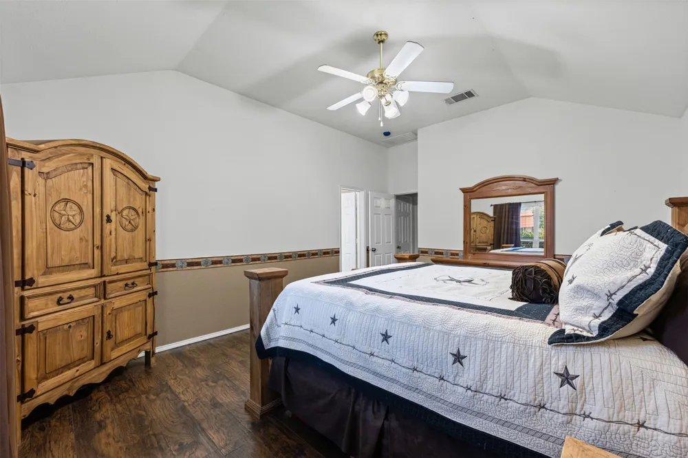 4621 Cedar Run Drive Midlothian, TX 76065