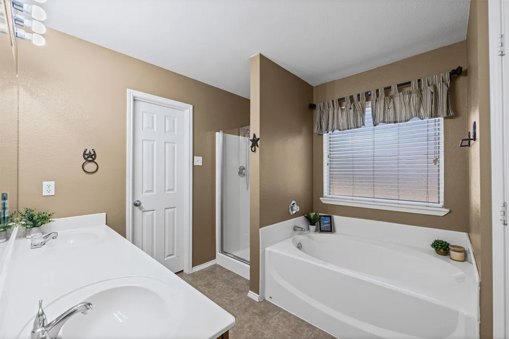 4621 Cedar Run Drive Midlothian, TX 76065
