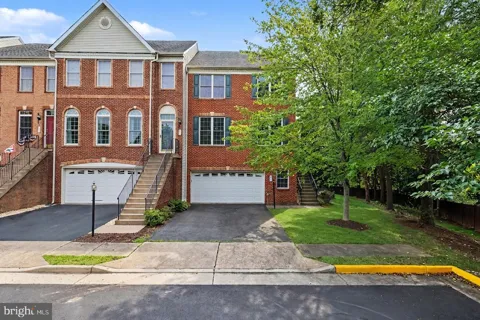 100 IVY HILLS TERRACE
