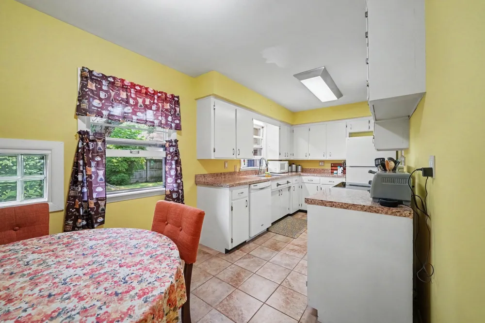 1507 Langley Avenue St. Joseph, MI 49085