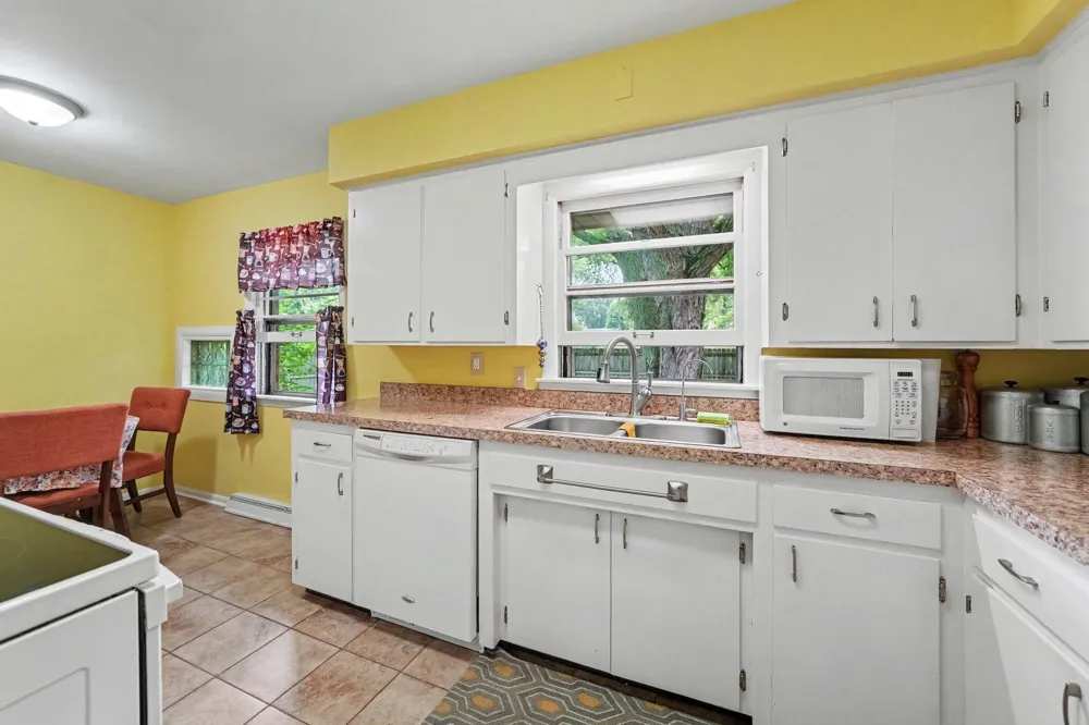 1507 Langley Avenue St. Joseph, MI 49085