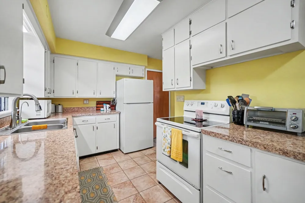 1507 Langley Avenue St. Joseph, MI 49085