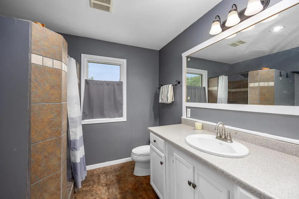 10881 Hoffman Road Three Rivers, MI 49093
