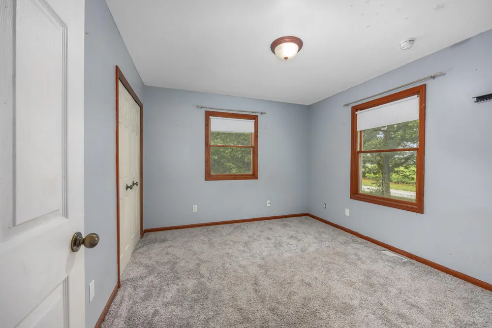 10881 Hoffman Road Three Rivers, MI 49093