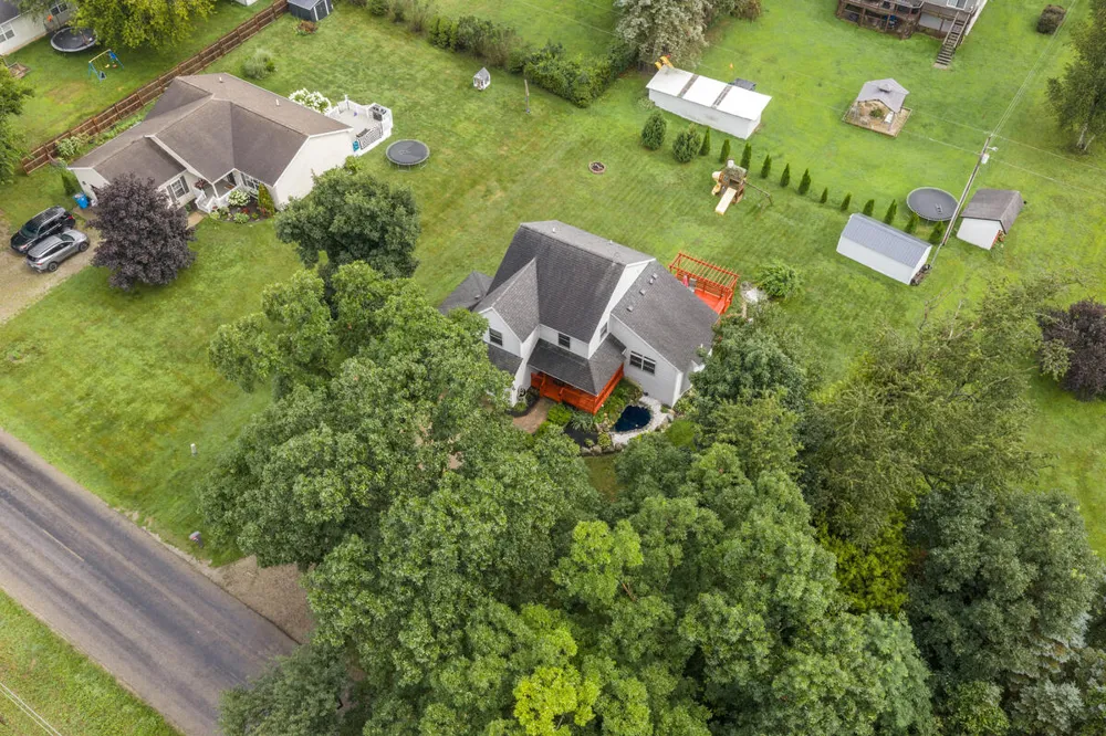 10881 Hoffman Road Three Rivers, MI 49093