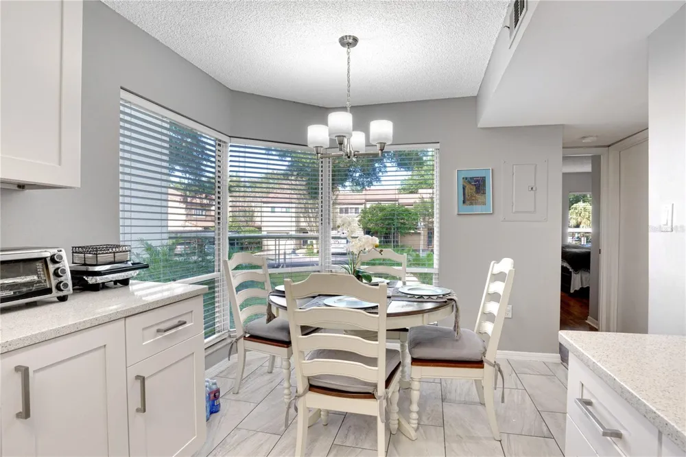 204 QUAYSIDE CIRCLE #201 Maitland, FL 32751