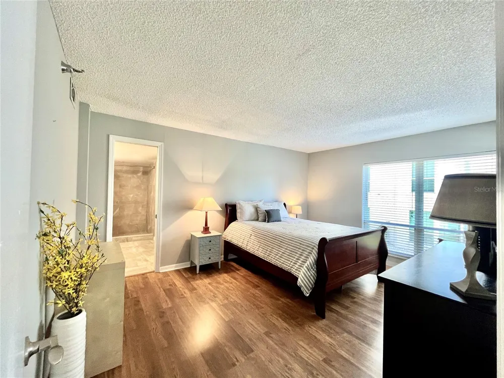204 QUAYSIDE CIRCLE #201 Maitland, FL 32751