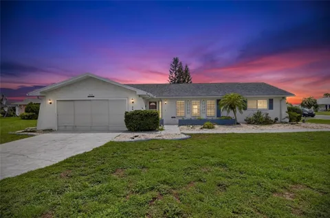 1743 COCO PALM CIRCLE