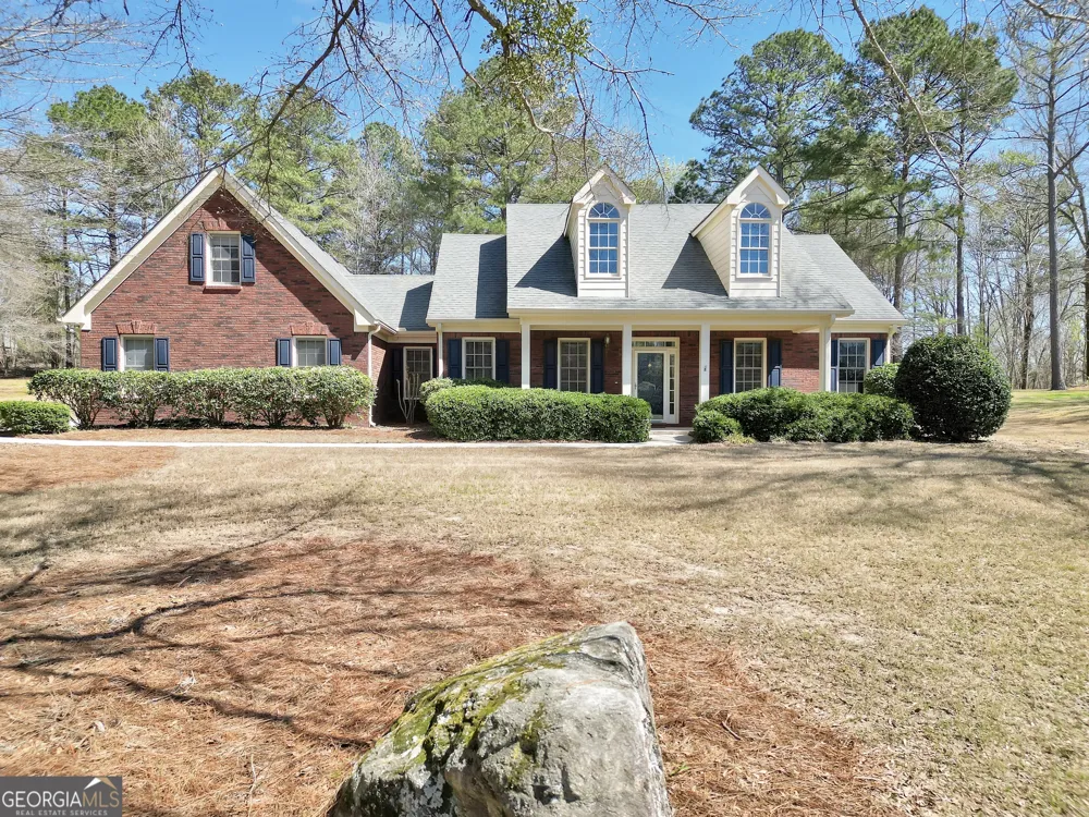 65 Oak LN Oxford, GA 30054